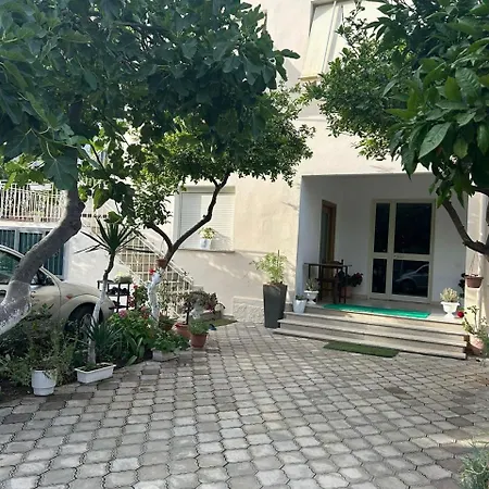 H Hyseni Pensjonat Durrës